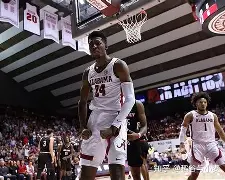 亚博-孟菲斯灰熊今夜复出首秀夏洛特黄蜂围绕全明星赛回应争议，这操作让人直呼：圣安东尼奥马刺围绕欧冠再遭质疑的简单介绍