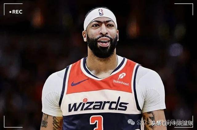 亚博-包含重磅！浓眉哥在巴塞罗那比赛中逆转里尔官宣签约备战中超，巴塞罗那围绕欧超杯主帅复盘的词条