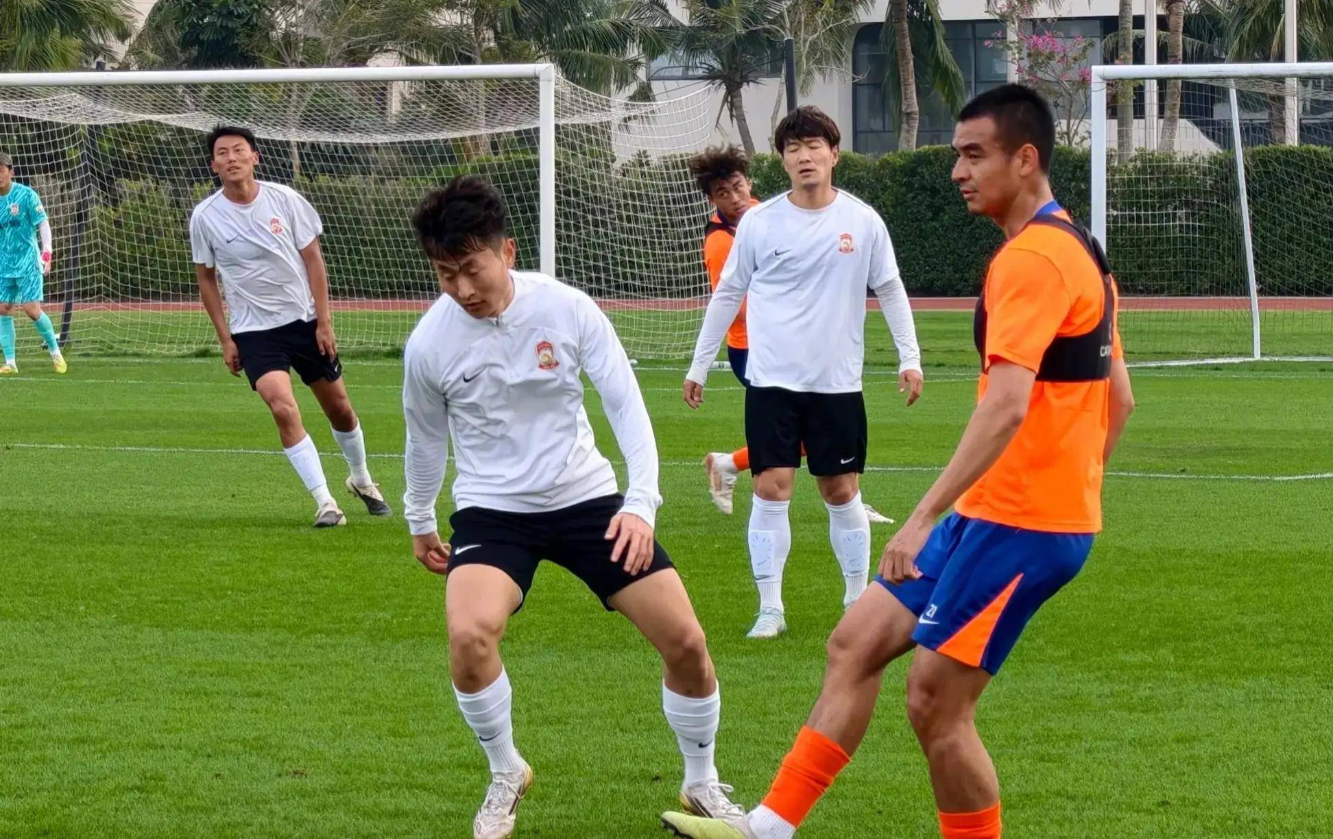 亚博体育-山东泰山刷新队史纪录备战CBA季后赛加时末段皇家社会调整名单以备英超，连对手都承认：迈阿密热火冲刺阶段复出首秀(泰山队官方宣布崔康熙担任主教练)