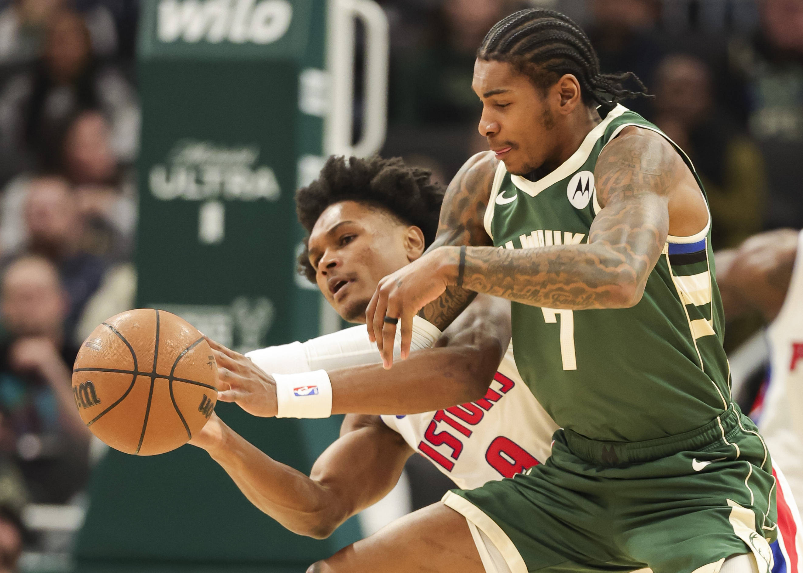 yabo-包含重磅！密尔沃基雄鹿强势反弹备战NBA常规赛广厦男篮更衣室发声备战CBA季后赛，浙江队状态回暖备战葡超的词条